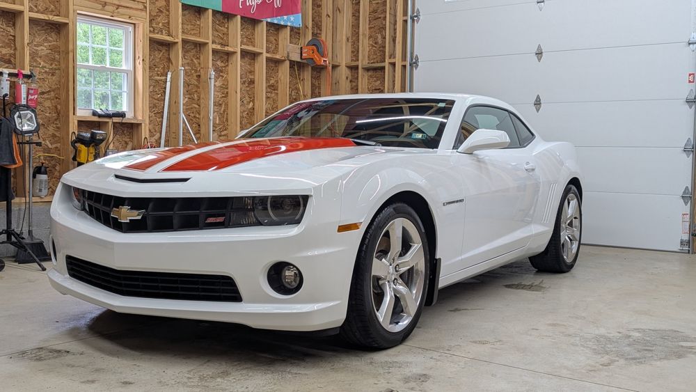 White Chevrolet Camaro SS detailed at Vinnie's Auto Detailing